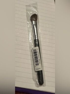 Bare Escentuals Eye Defining Brush - NEW
